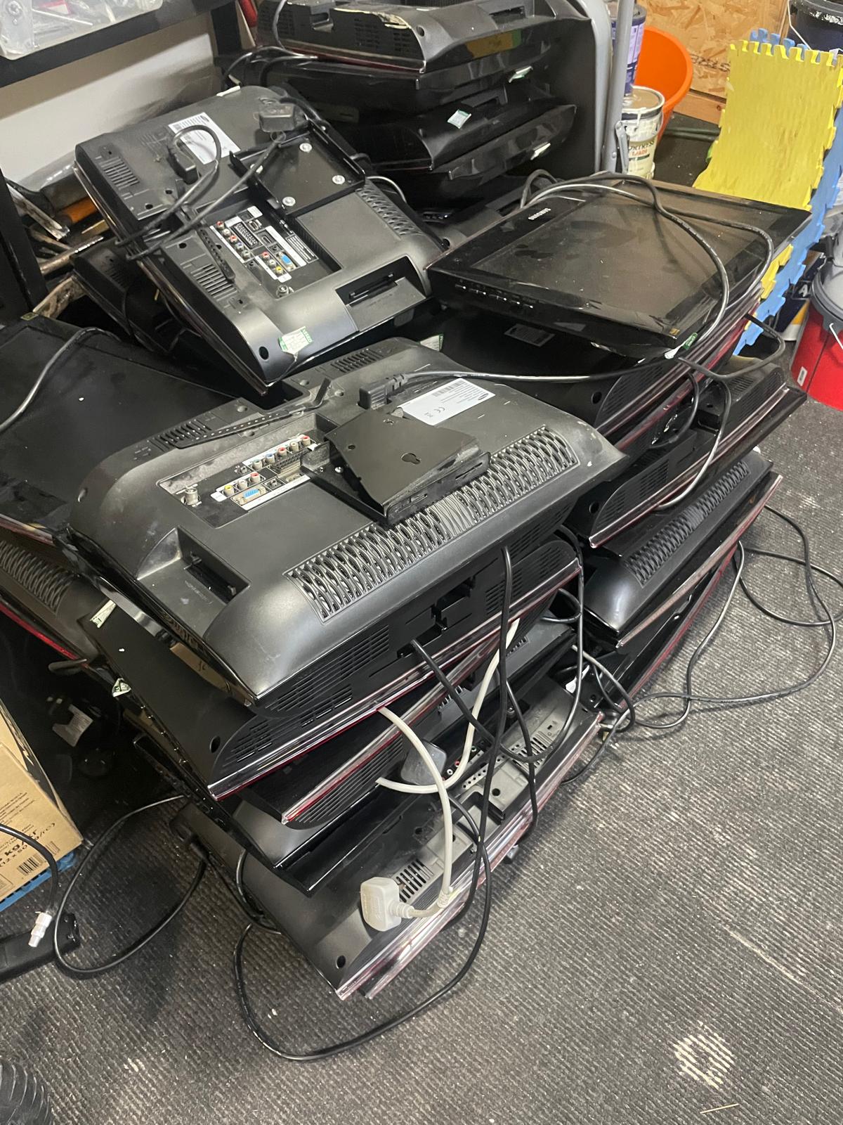 Stoneleigh Lodge donation of TV’s